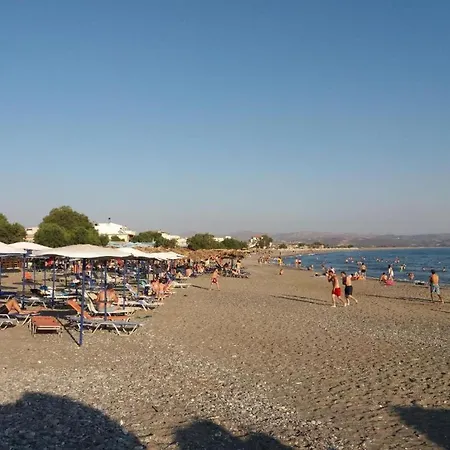 Alkioni Suites, Beachfront, With Mountain View Kokkinos Pirgos (Heraklion)
