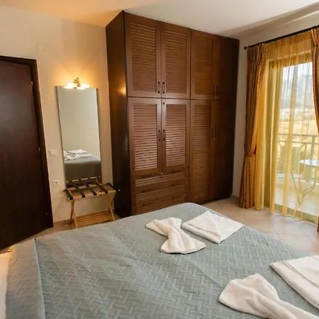 Alkioni Suites, Beachfront, With Mountain View *